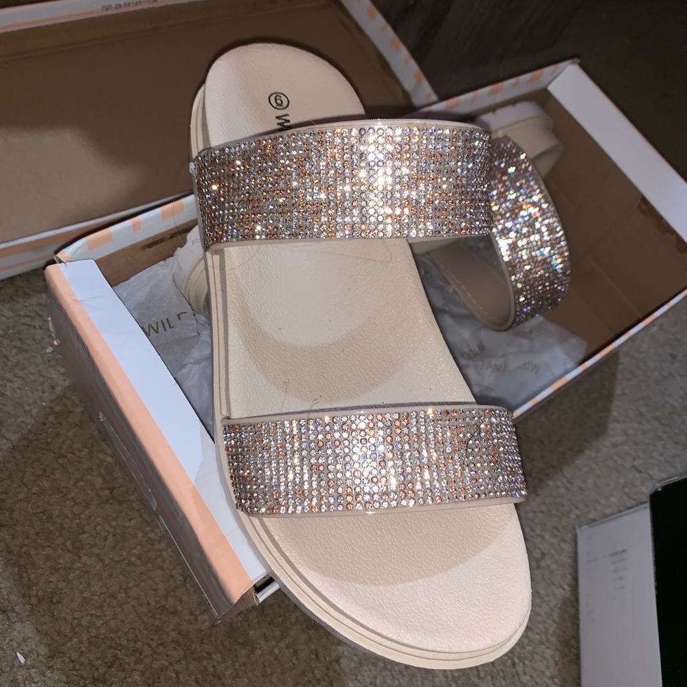 Super cute sandals